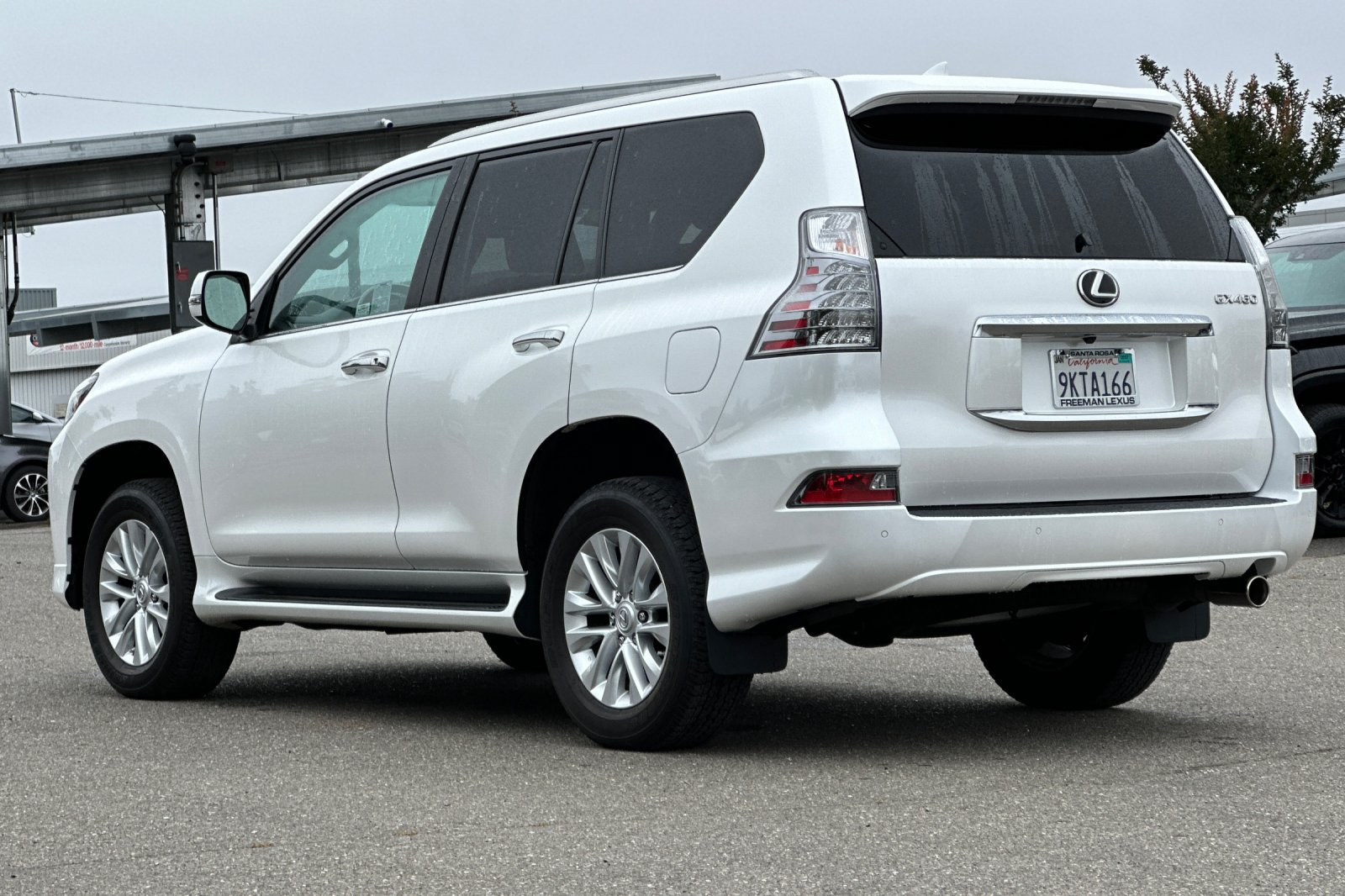 Used 2023 Lexus GX 460 Premium w/ Premium Plus Package AWD/4WD image 6