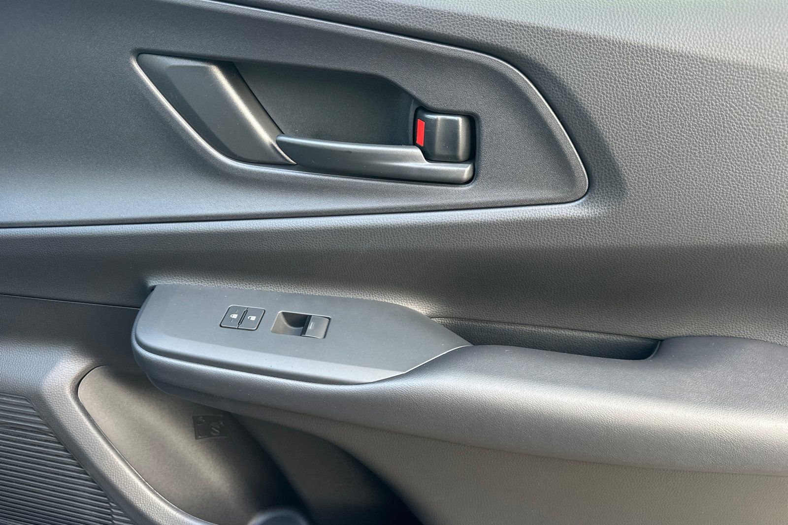 New 2026 Toyota Prius Plug-In Hybrid FWD image 19