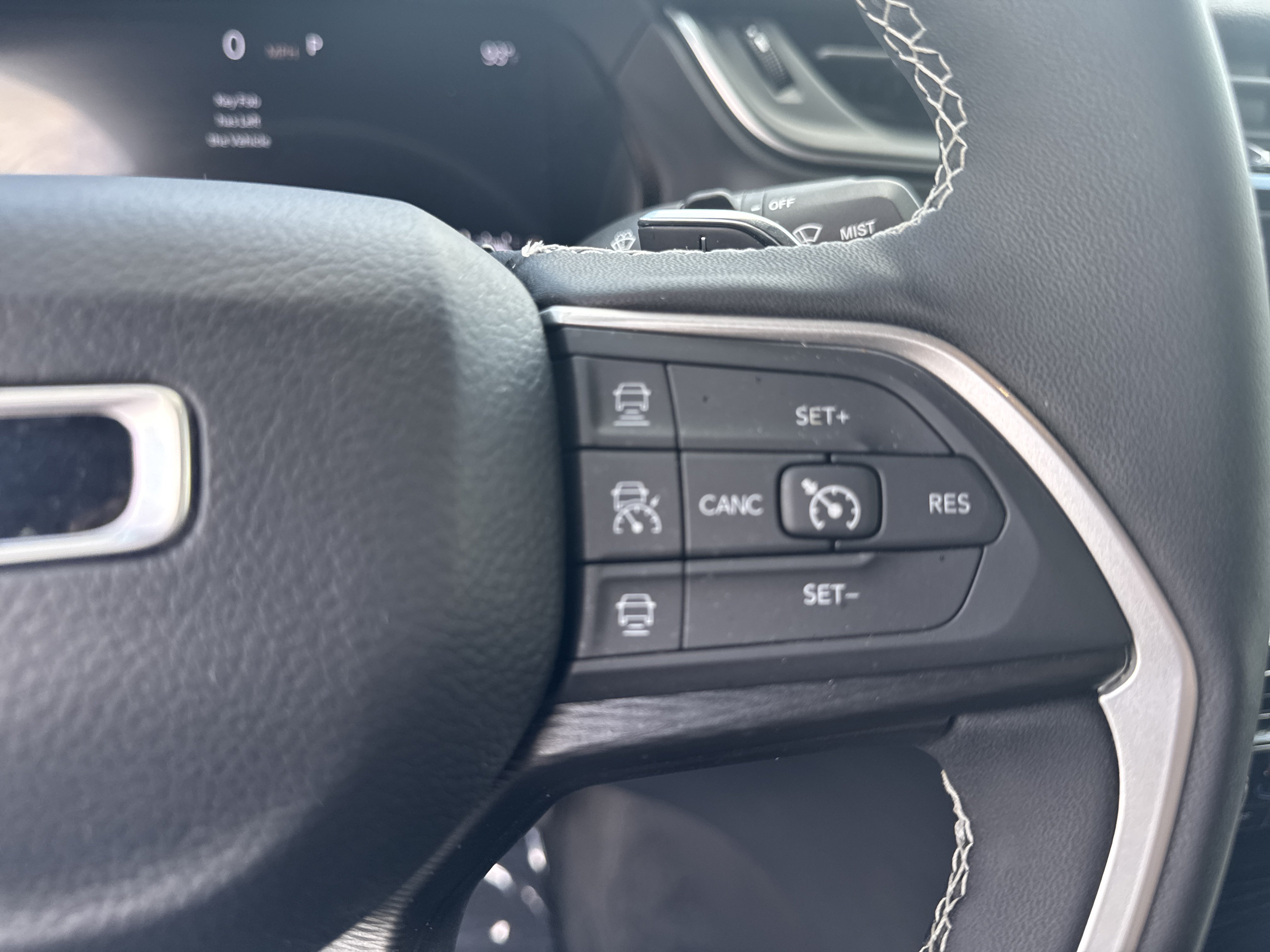 Certified 2024 Jeep Grand Cherokee Altitude AWD/4WD image 20