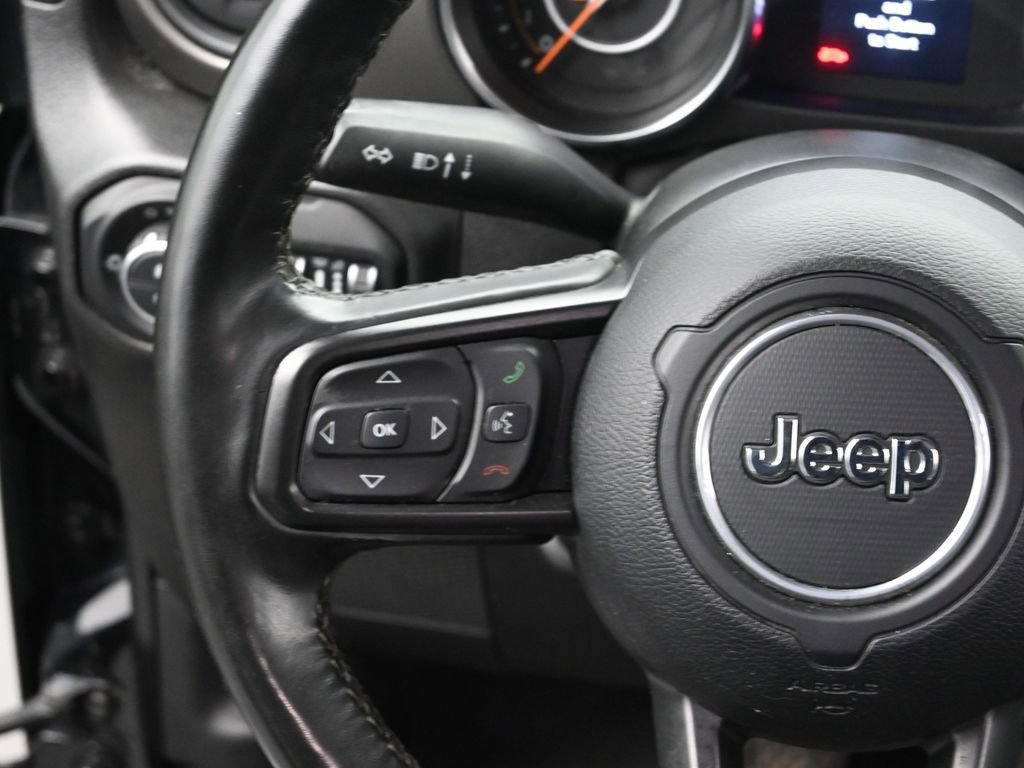 Used 2022 Jeep Gladiator Willys image 30