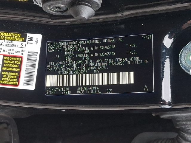 Used 2024 Toyota Highlander XLE AWD/4WD image 31
