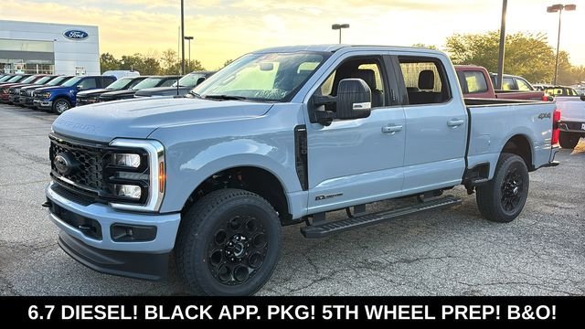 New 2026 Ford F250 Lariat w/ Black Appearance Package AWD/4WD image 3