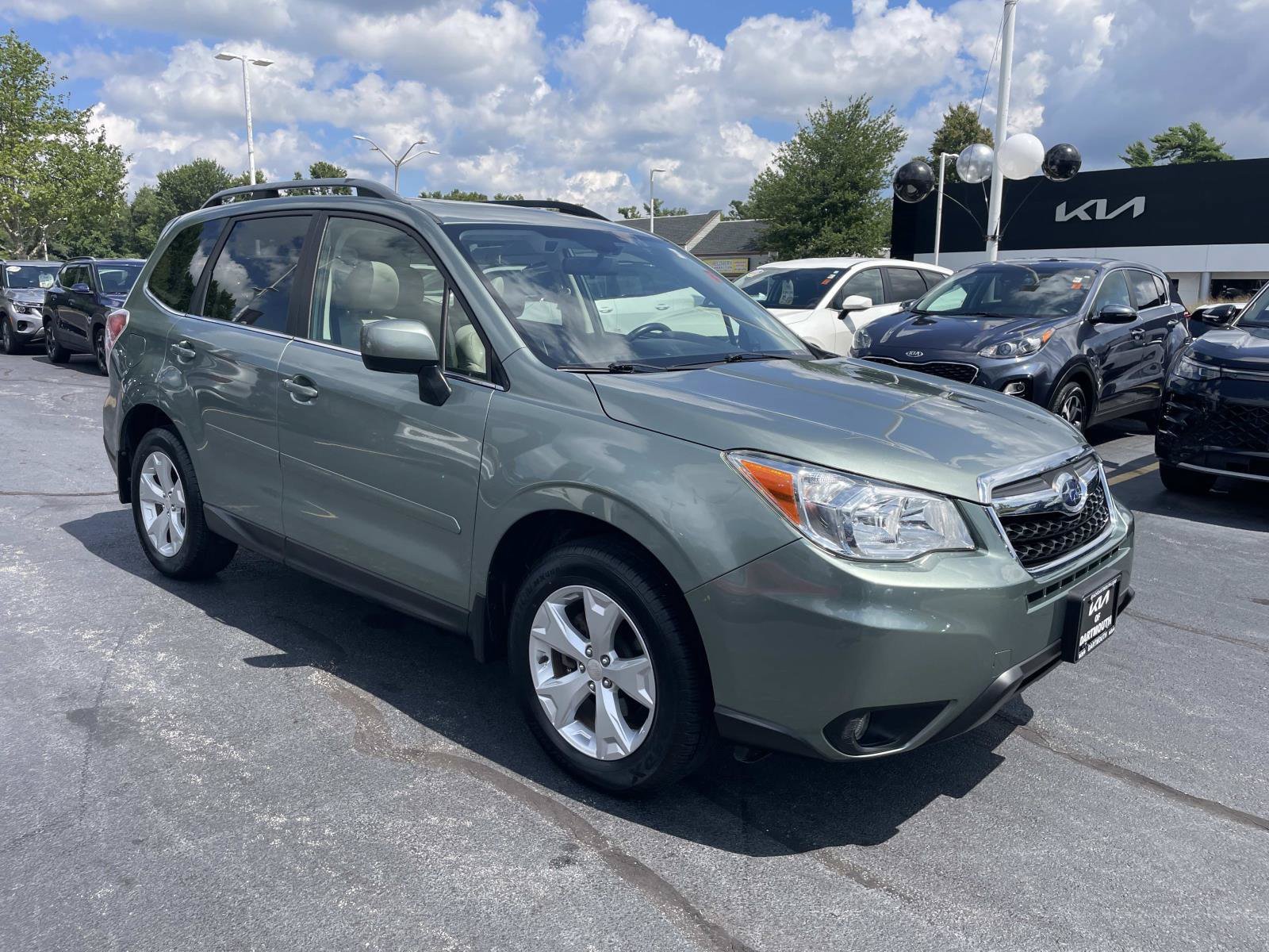 Used 2016 Subaru Forester 2.5i Limited AWD/4WD image 11