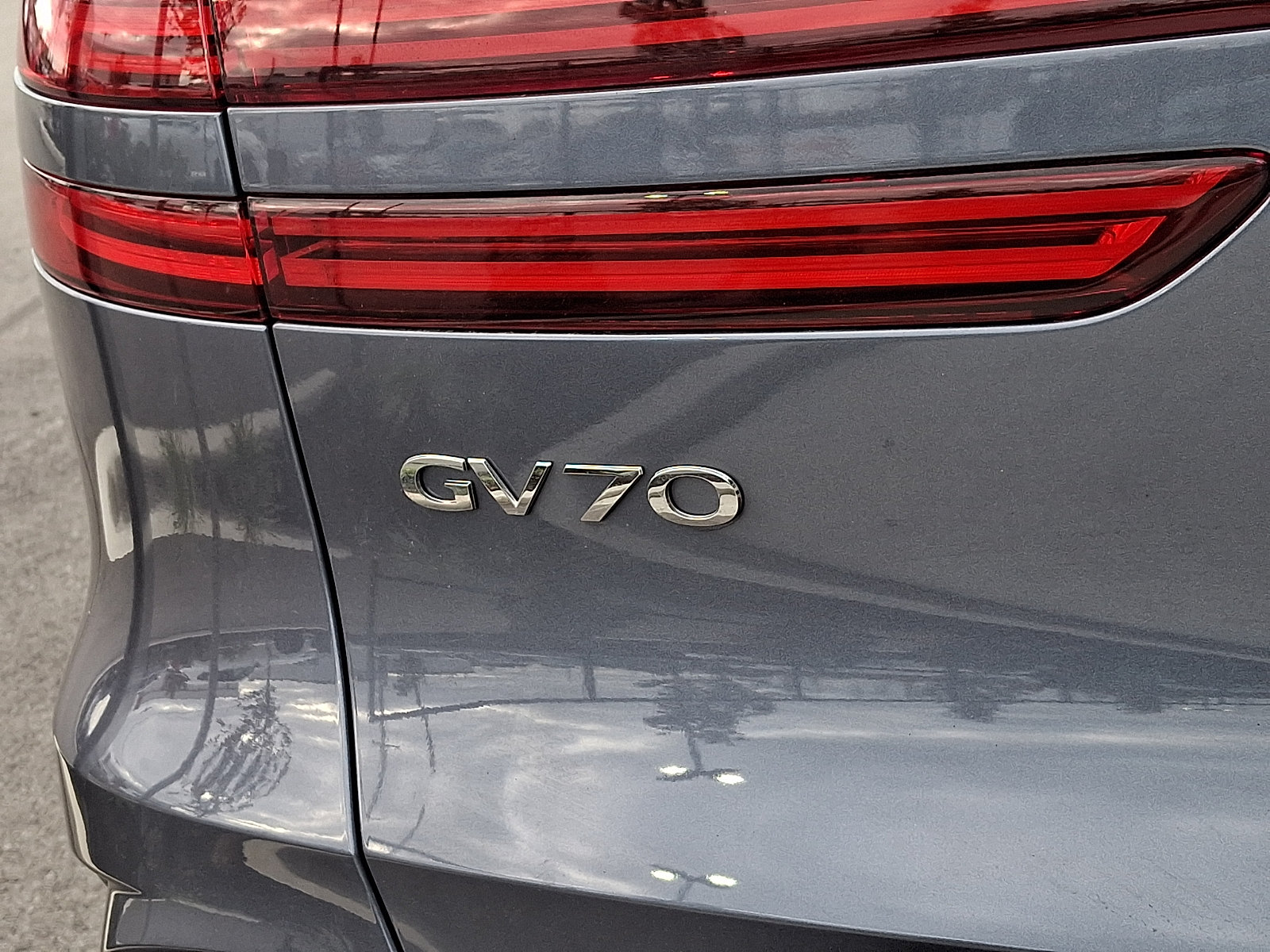Certified 2026 Genesis GV70 2.5T Sport Prestige AWD/4WD image 31