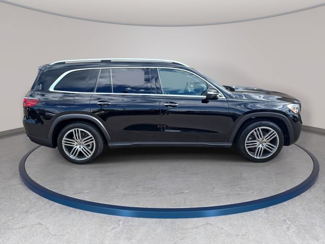 Used 2025 Mercedes-Benz GLS 450 4MATIC image 5