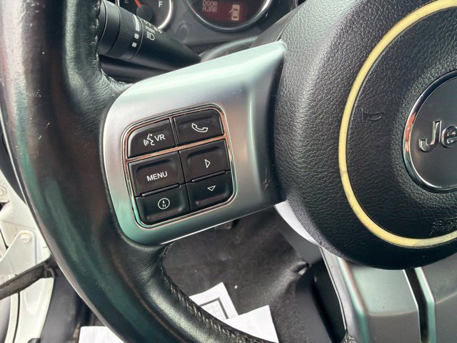 Used 2017 Jeep Wrangler Unlimited Rubicon AWD/4WD image 14