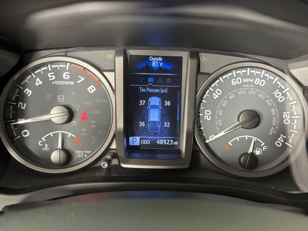 Used 2020 Toyota Tacoma TRD Off-Road w/ Technology Package image 26