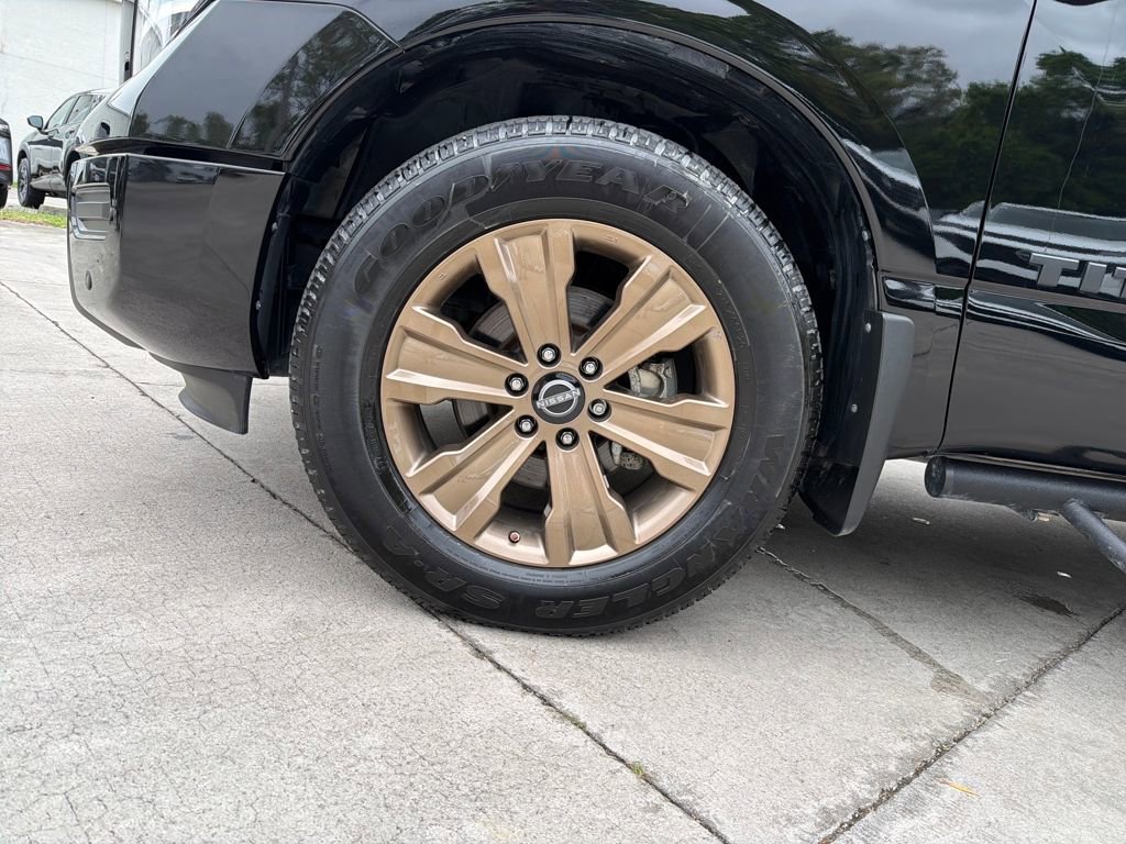 Certified 2024 Nissan Titan SV w/ SV Bronze Edition Package RWD image 12