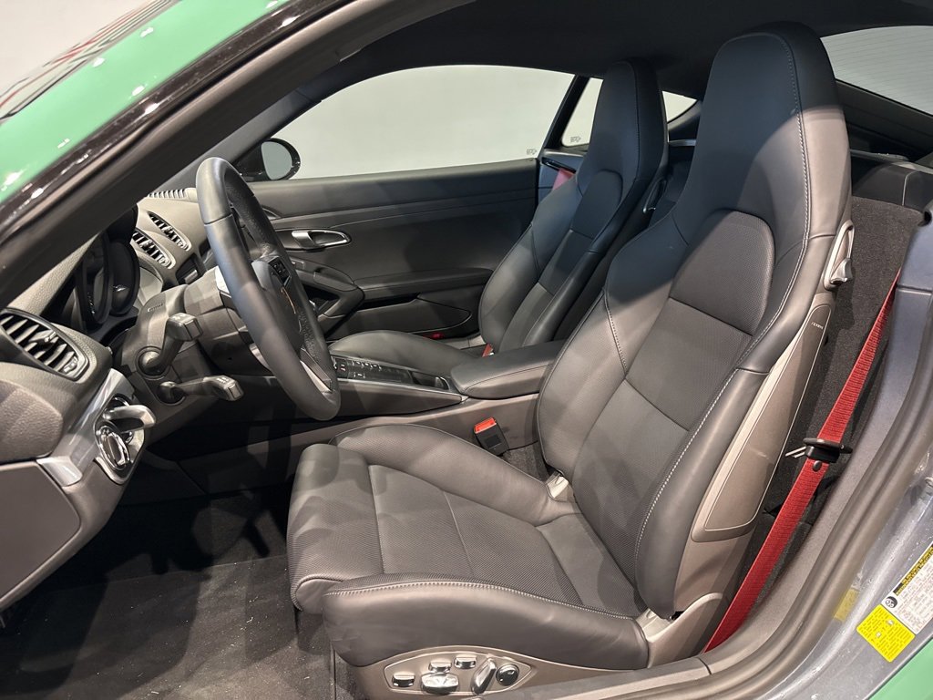 Used 2025 Porsche 718 Cayman S image 13