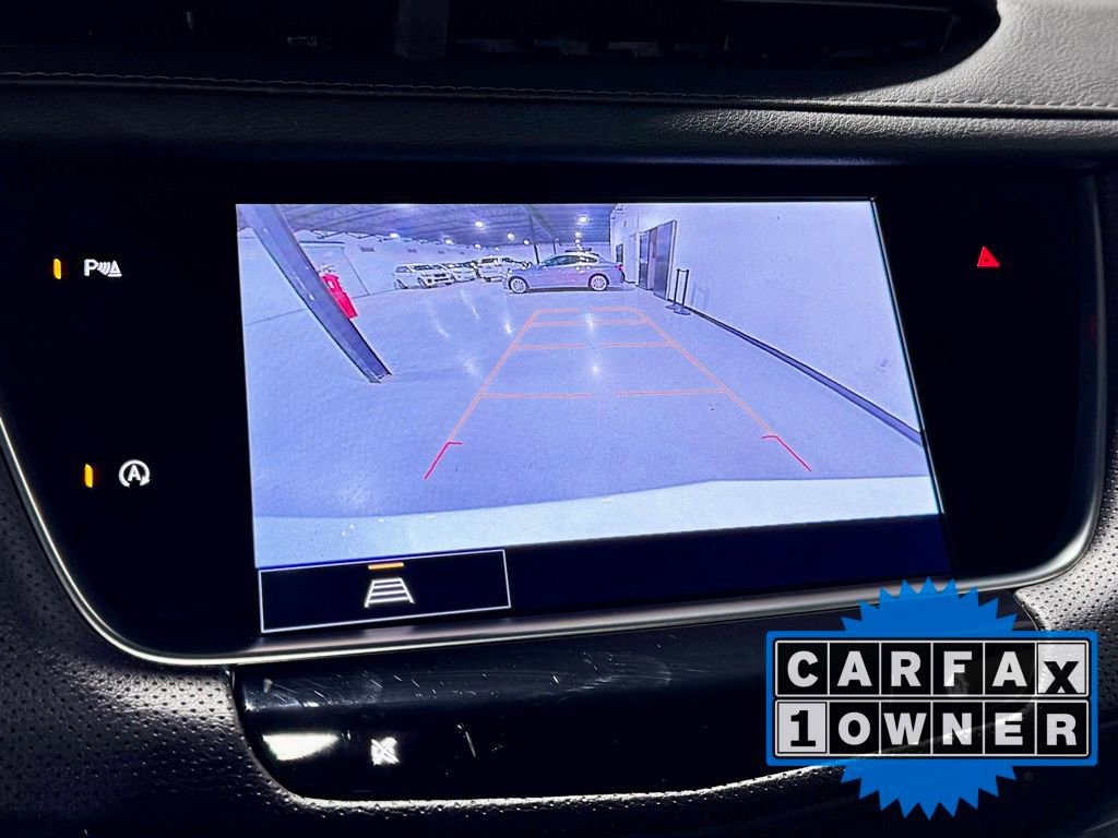 Used 2024 Cadillac XT5 Premium Luxury image 5