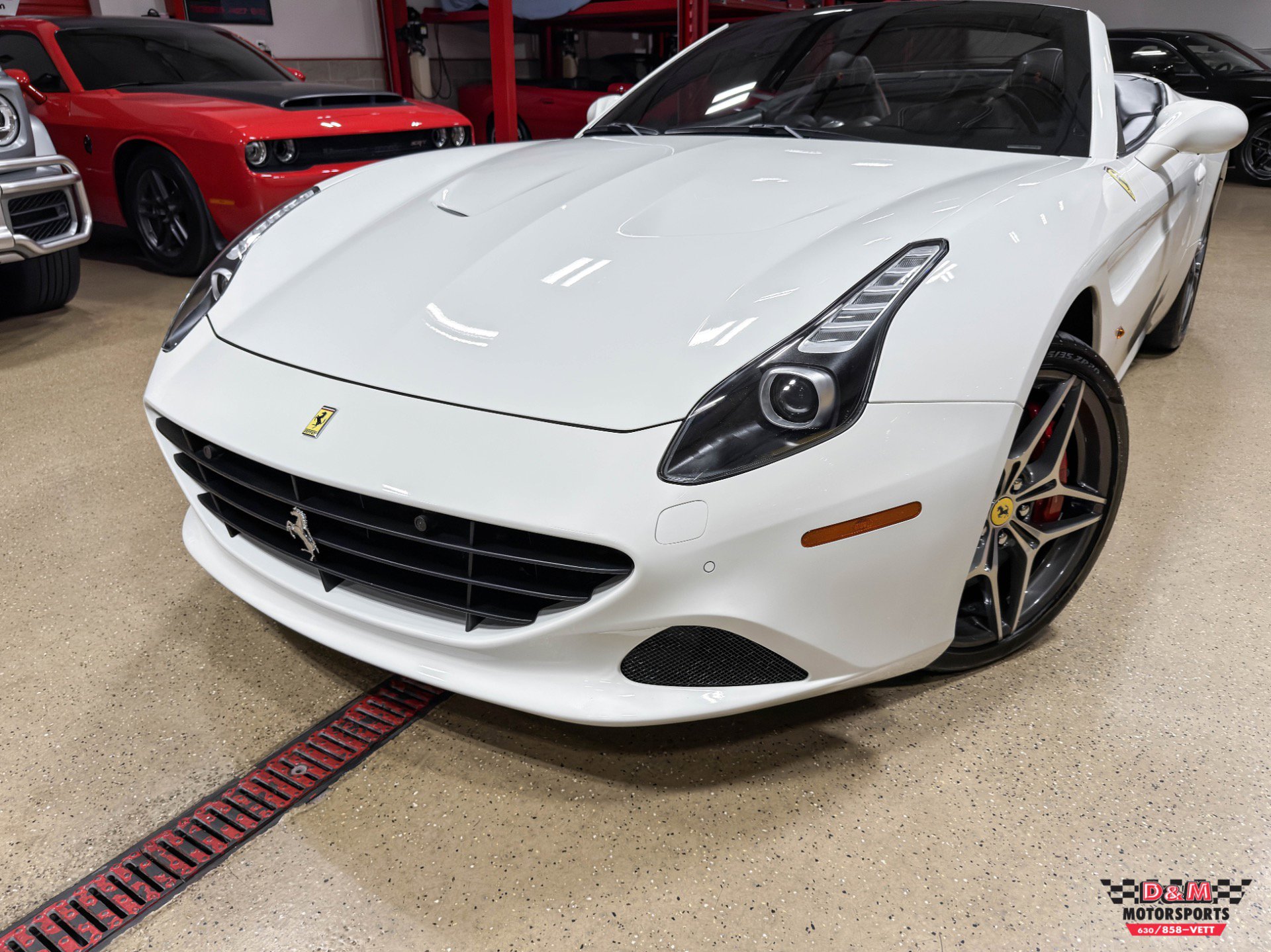 Used 2016 Ferrari California T image 40