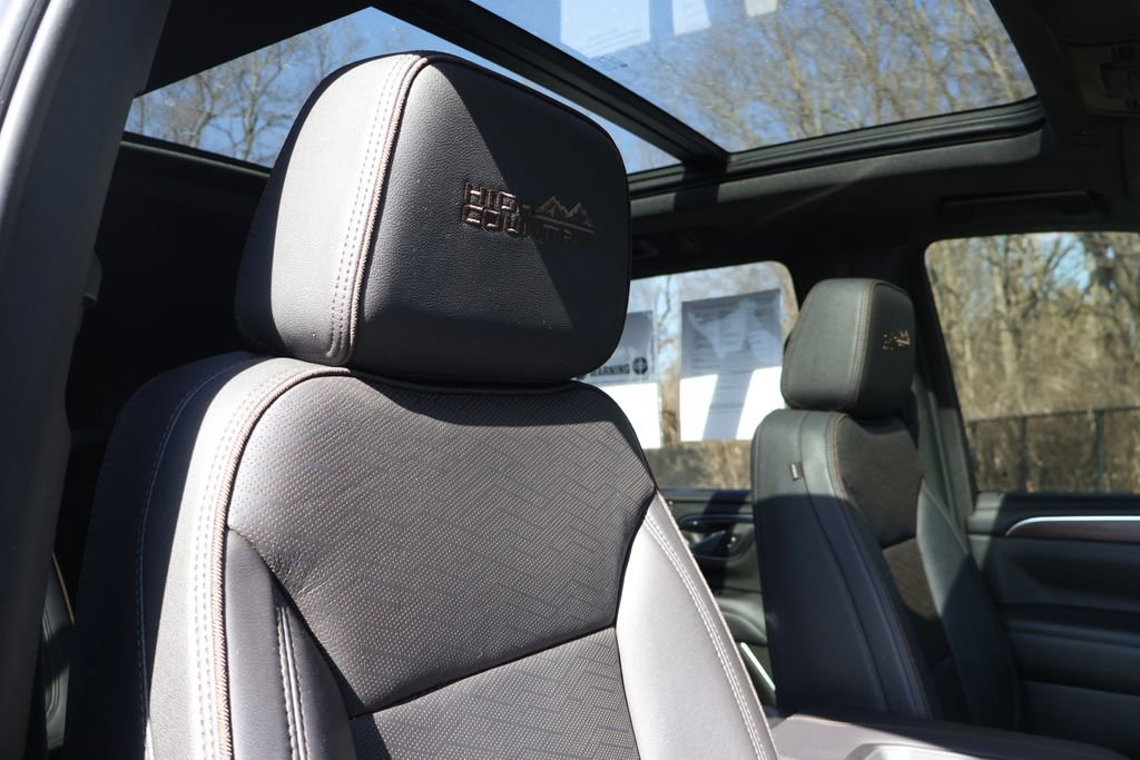 Used 2022 Chevrolet Tahoe High Country image 40