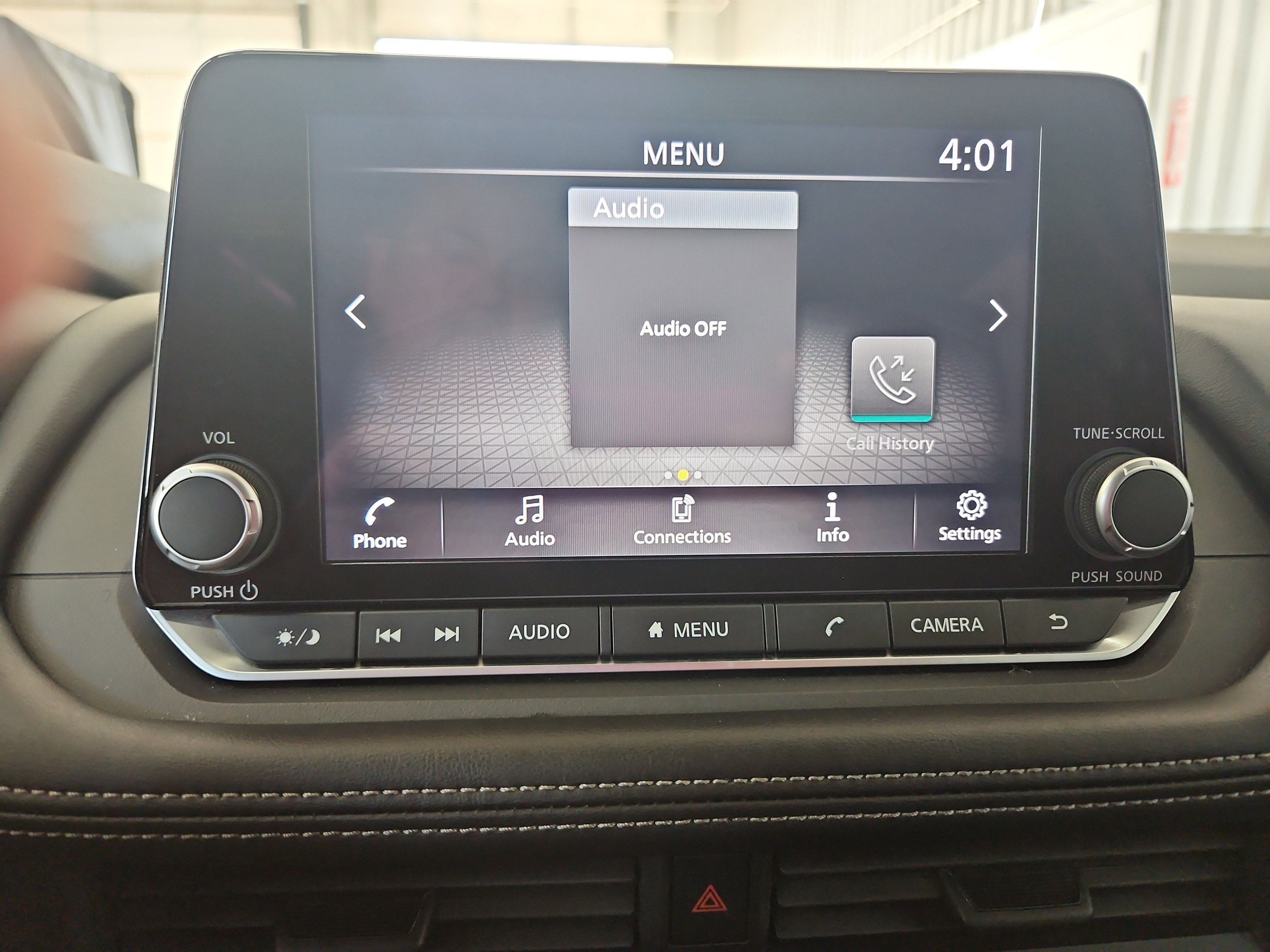 Used 2024 Nissan Rogue S image 16