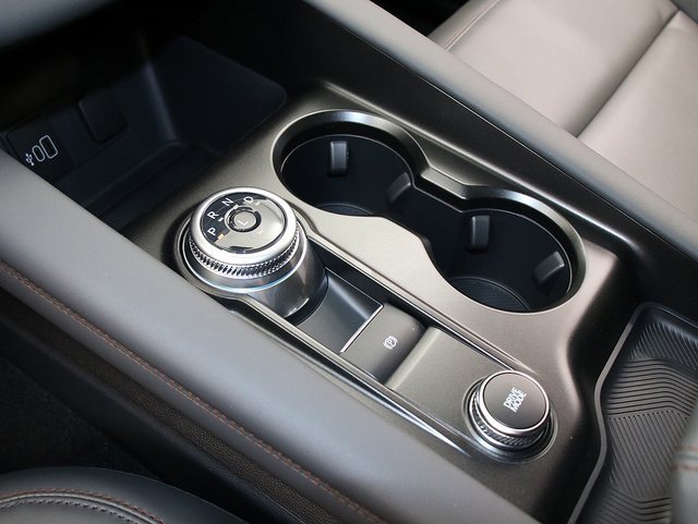 New 2026 Ford Explorer Active image 24