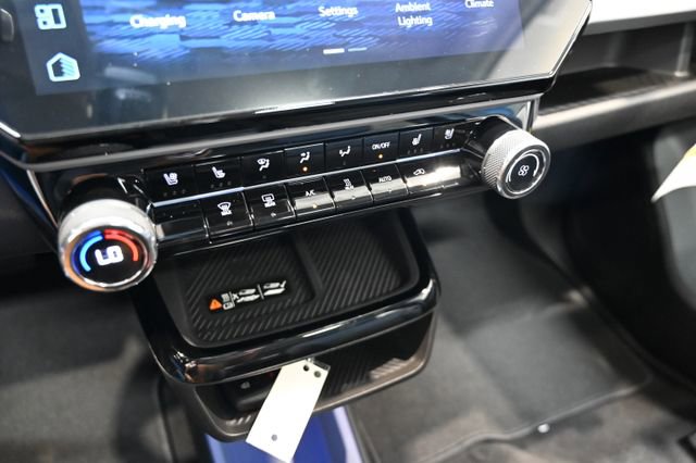 New 2027 Chevrolet Bolt RS w/ Technology Package FWD image 18