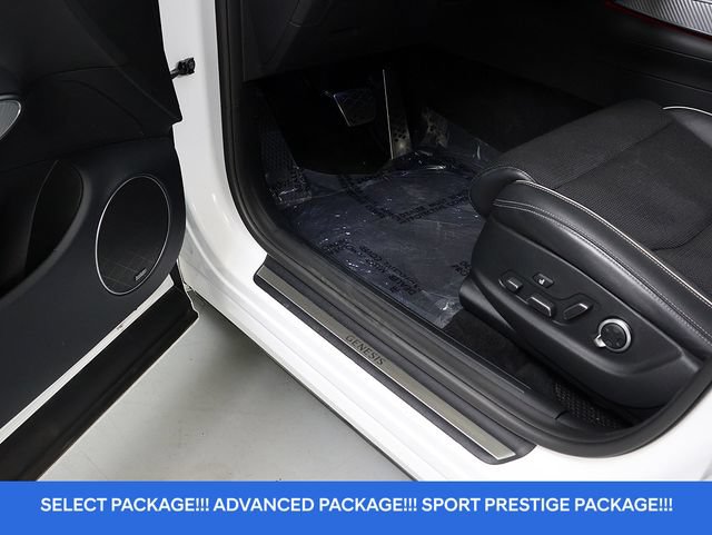 Used 2022 Genesis GV70 2.5T w/ Sport Prestige Package AWD/4WD image 29