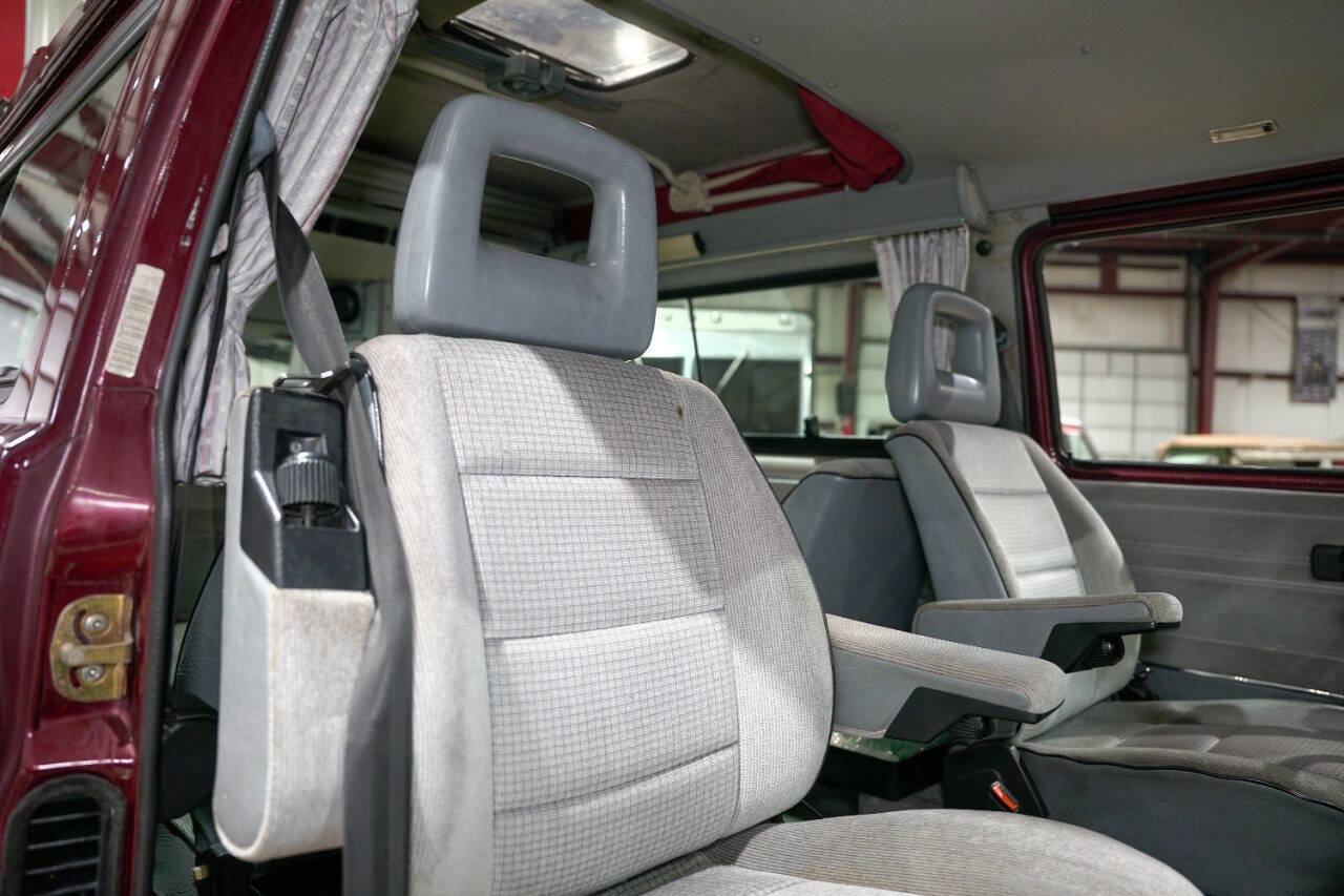 Used 1990 Volkswagen Vanagon Multi-Van image 39