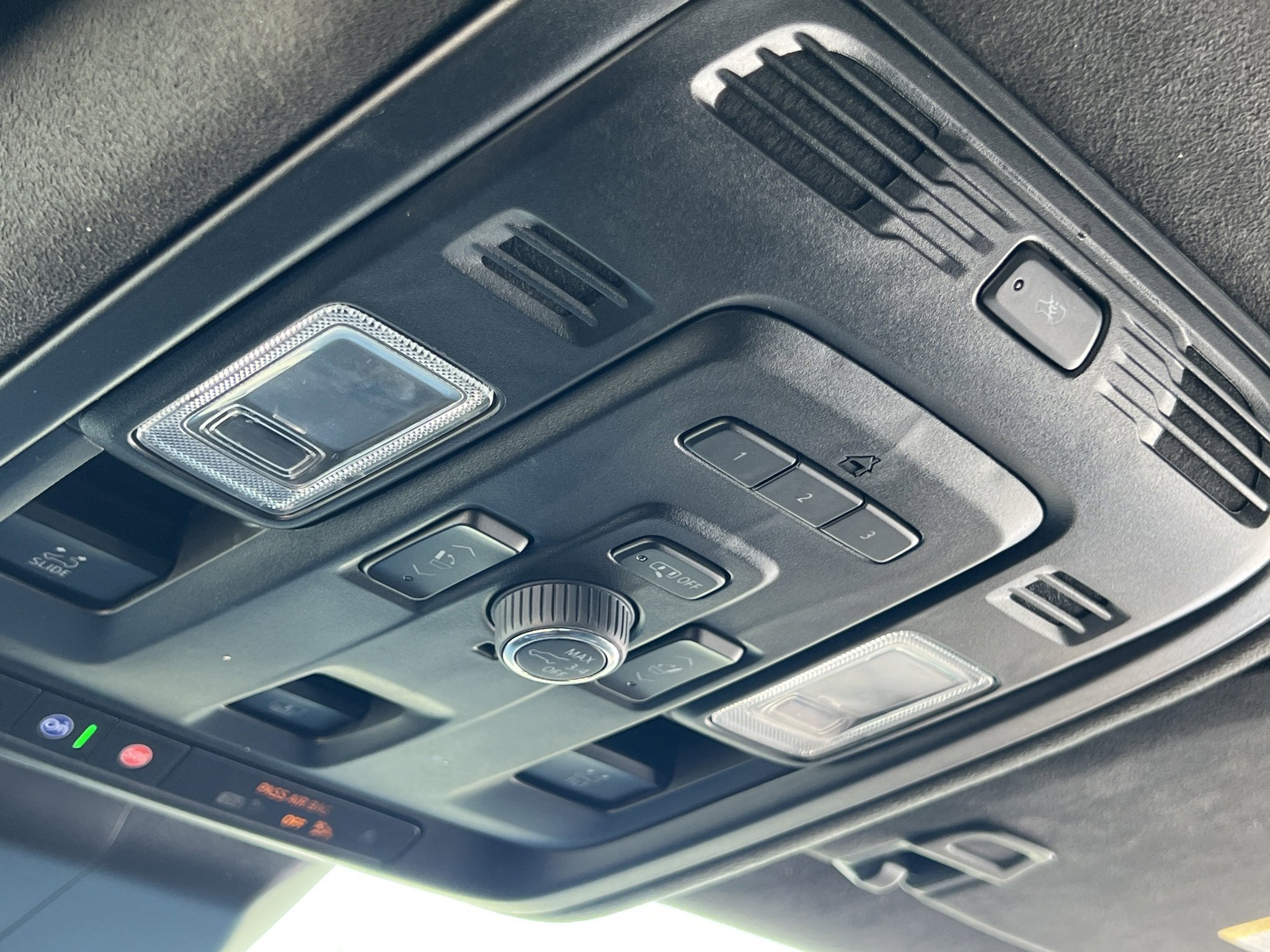 Used 2022 Cadillac Escalade Sport Platinum w/ Heavy-Duty Trailer Package image 40