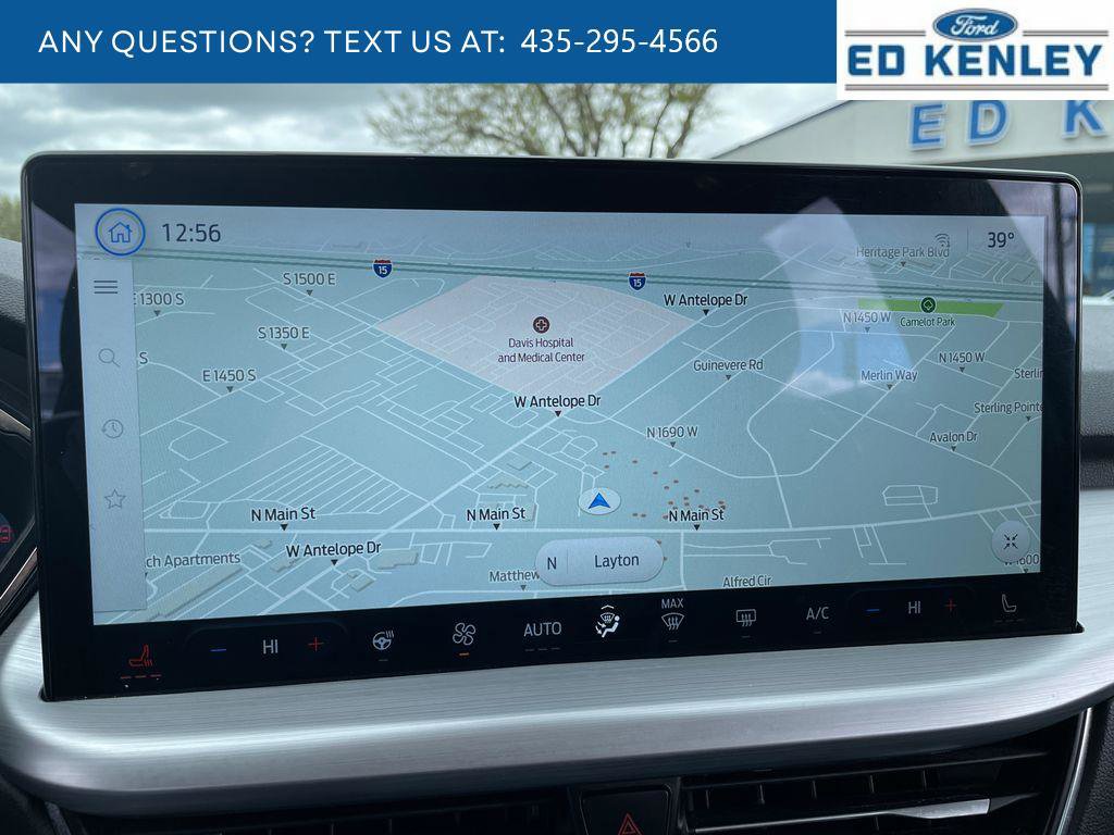 Used 2024 Ford Escape Platinum image 9