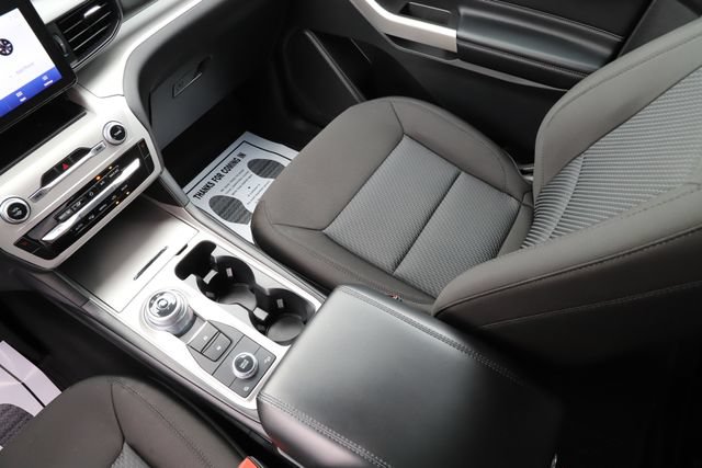 Used 2023 Ford Explorer XLT AWD/4WD image 27