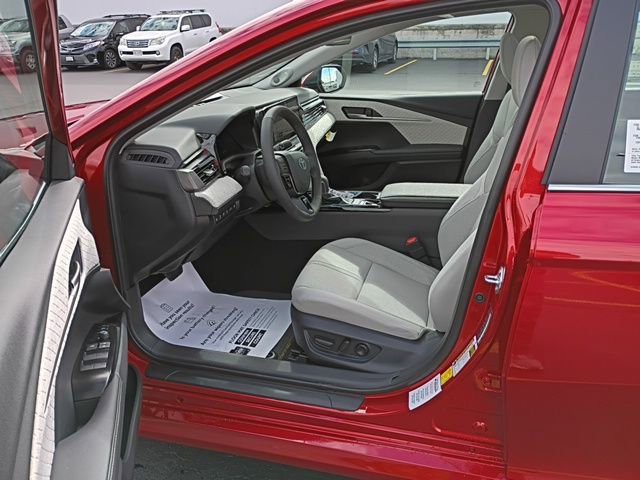 New 2026 Toyota Camry XLE image 9