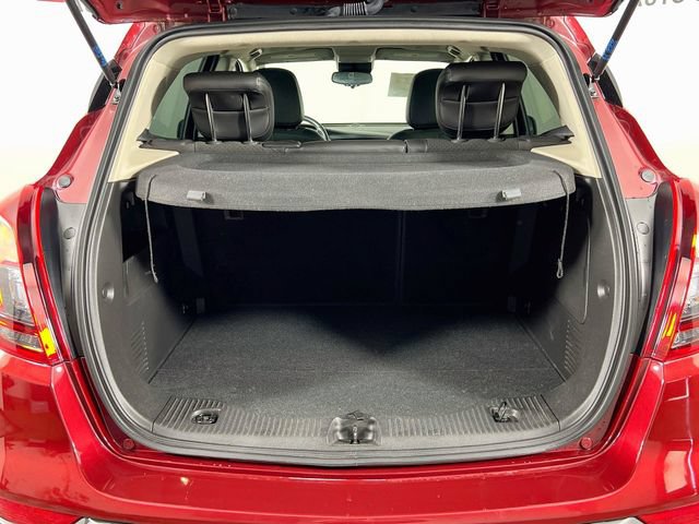 Used 2021 Buick Encore Preferred AWD/4WD image 24