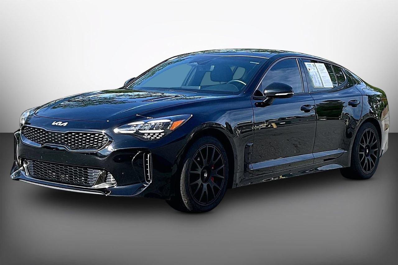 Used 2023 Kia Stinger GT-Line w/ Sun & Sound Package RWD image 4