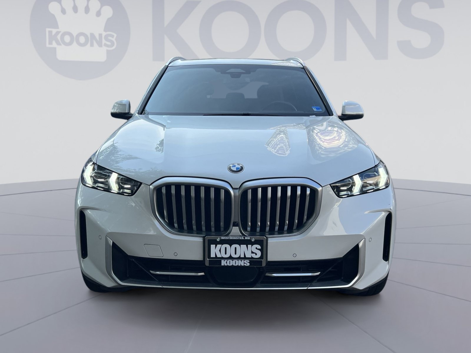 Used 2024 BMW X5 xDrive40i w/ Premium Package AWD/4WD image 10