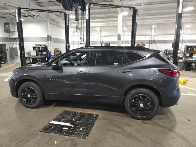 Used 2022 Chevrolet Blazer LT FWD image 9