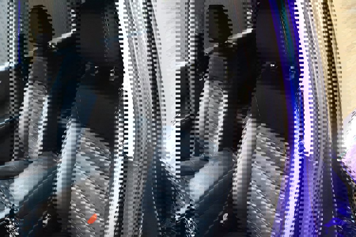 Used 2025 Honda CR-V EX-L image 31