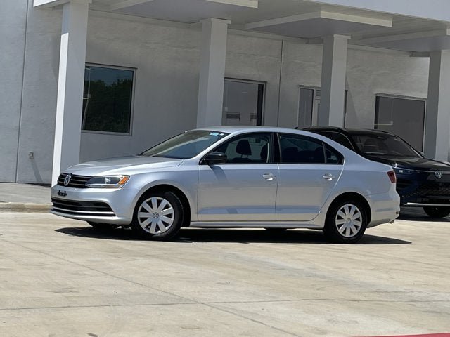 Used 2016 Volkswagen Jetta S FWD image 1