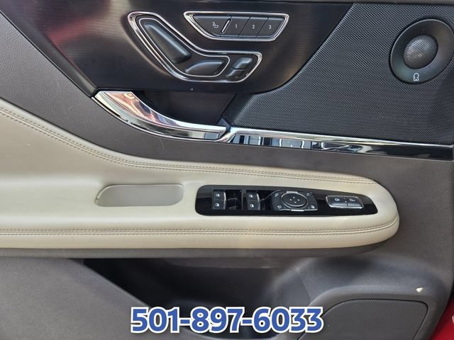 Used 2021 Lincoln Corsair Reserve w/ Equipment Group 201A AWD/4WD image 30