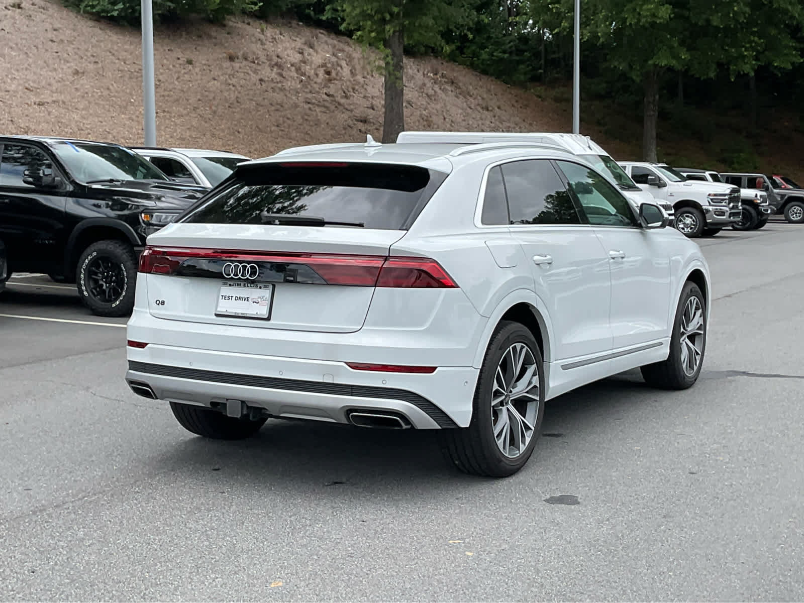 Used 2025 Audi Q8 Premium Plus AWD/4WD image 5