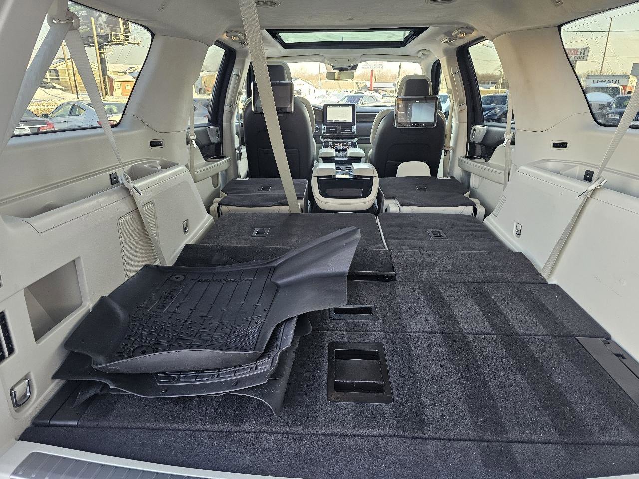 Used 2018 Lincoln Navigator L Black Label w/ Cargo Package image 16