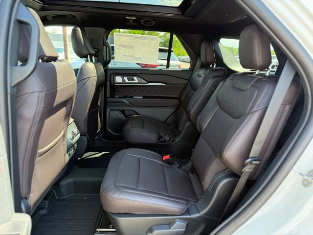 New 2026 Ford Explorer Platinum AWD/4WD image 18
