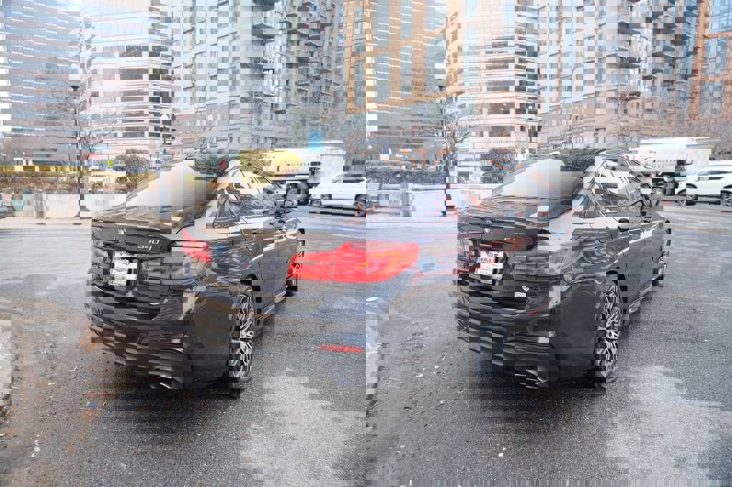 Used 2019 BMW 540i xDrive w/ M Sport Package image 12