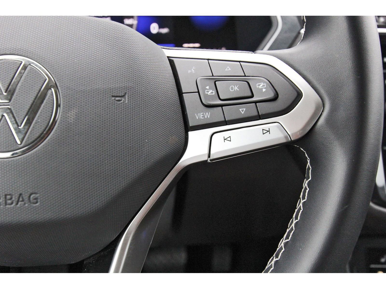 Used 2023 Volkswagen Tiguan SE FWD image 20
