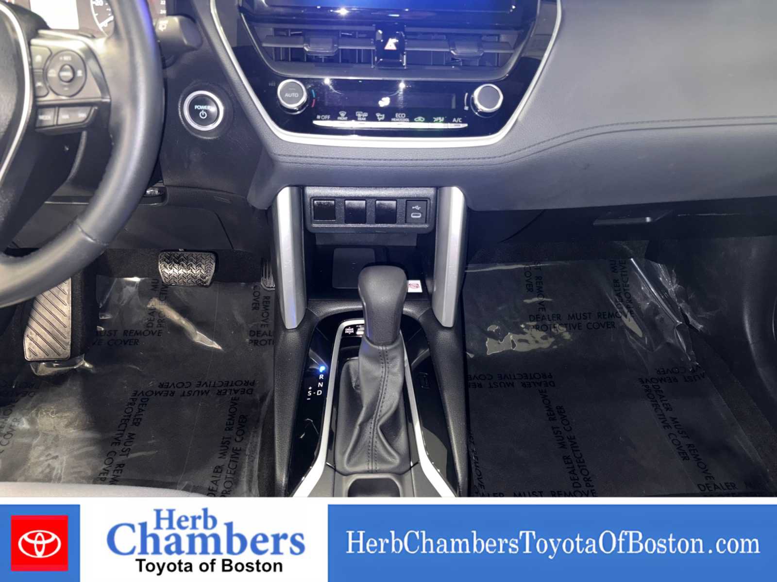 Used 2023 Toyota Corolla Cross AWD Hybrid image 15