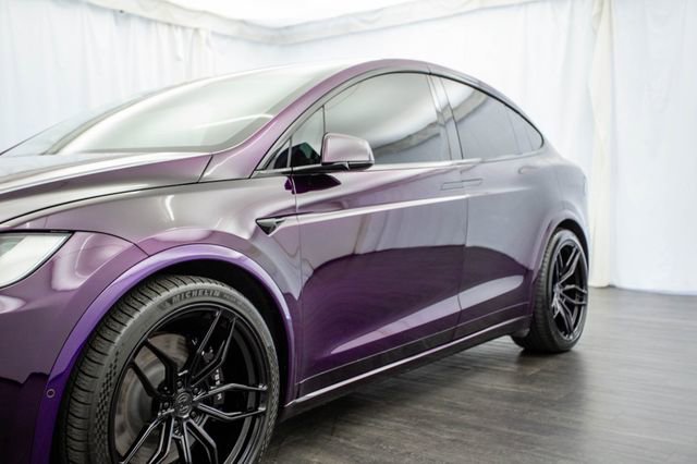 Used 2022 Tesla Model X Plaid image 35