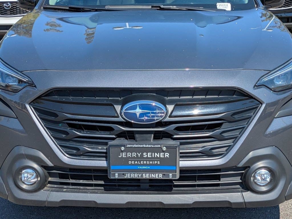 Used 2025 Subaru Outback Onyx Edition AWD/4WD image 10
