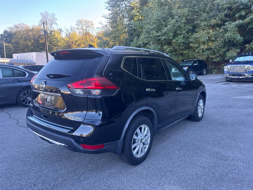 Used 2020 Nissan Rogue SV AWD/4WD image 6