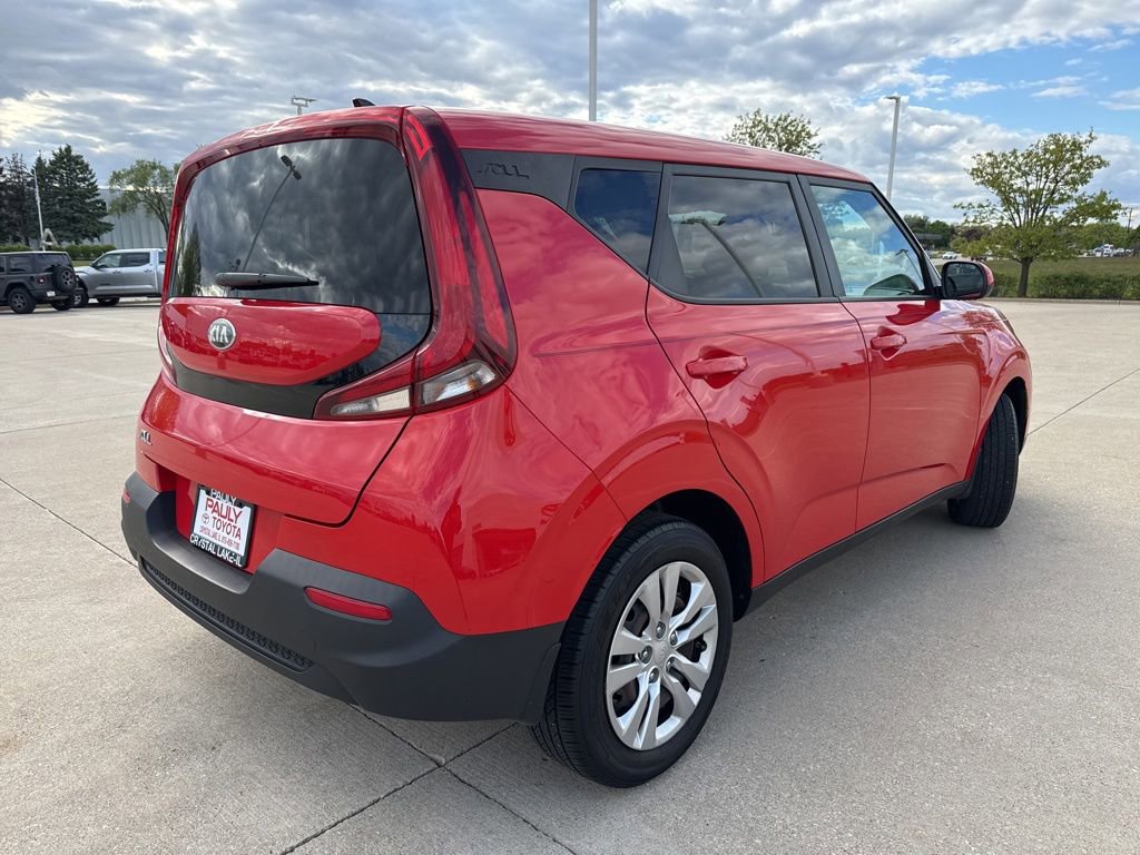 Used 2020 Kia Soul LX FWD image 3