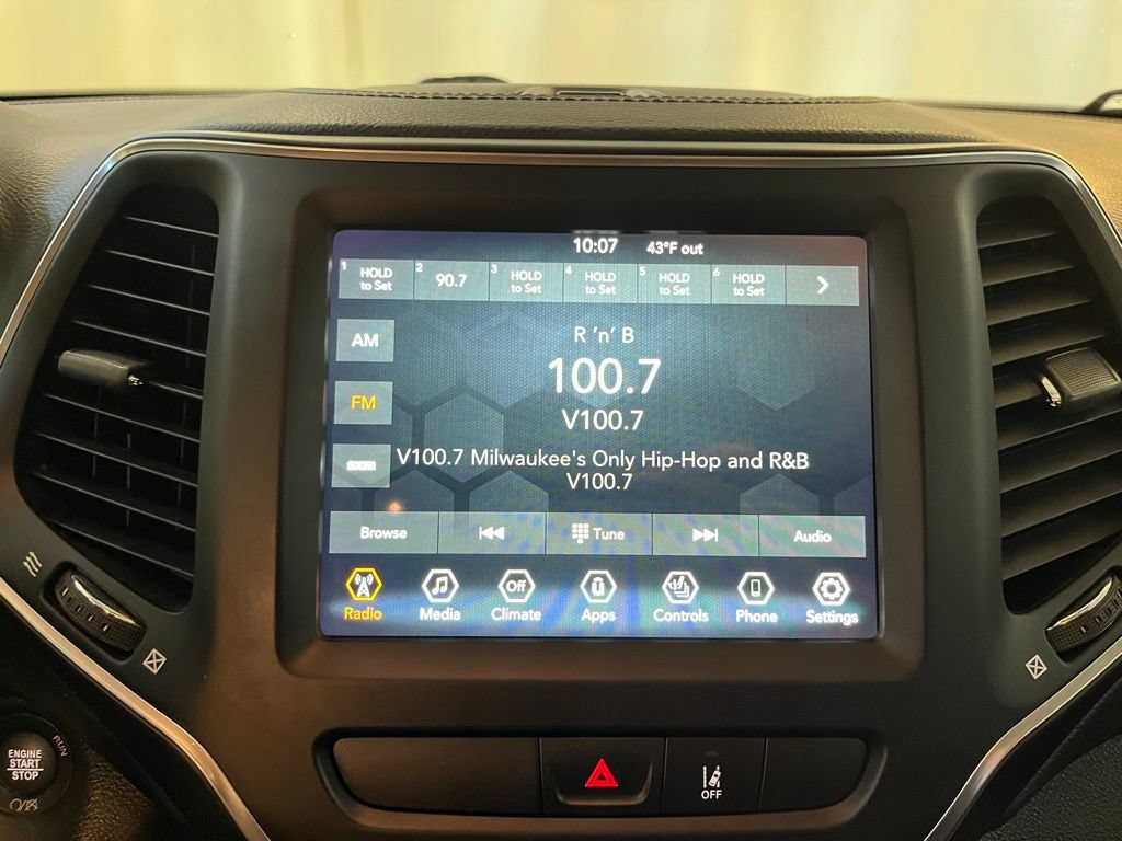 Used 2022 Jeep Cherokee Latitude Lux AWD/4WD image 17