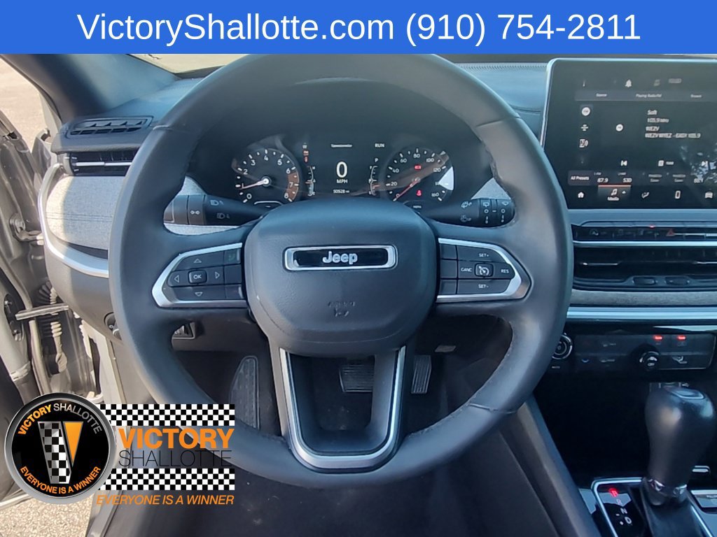 Certified 2024 Jeep Compass Latitude AWD/4WD image 12