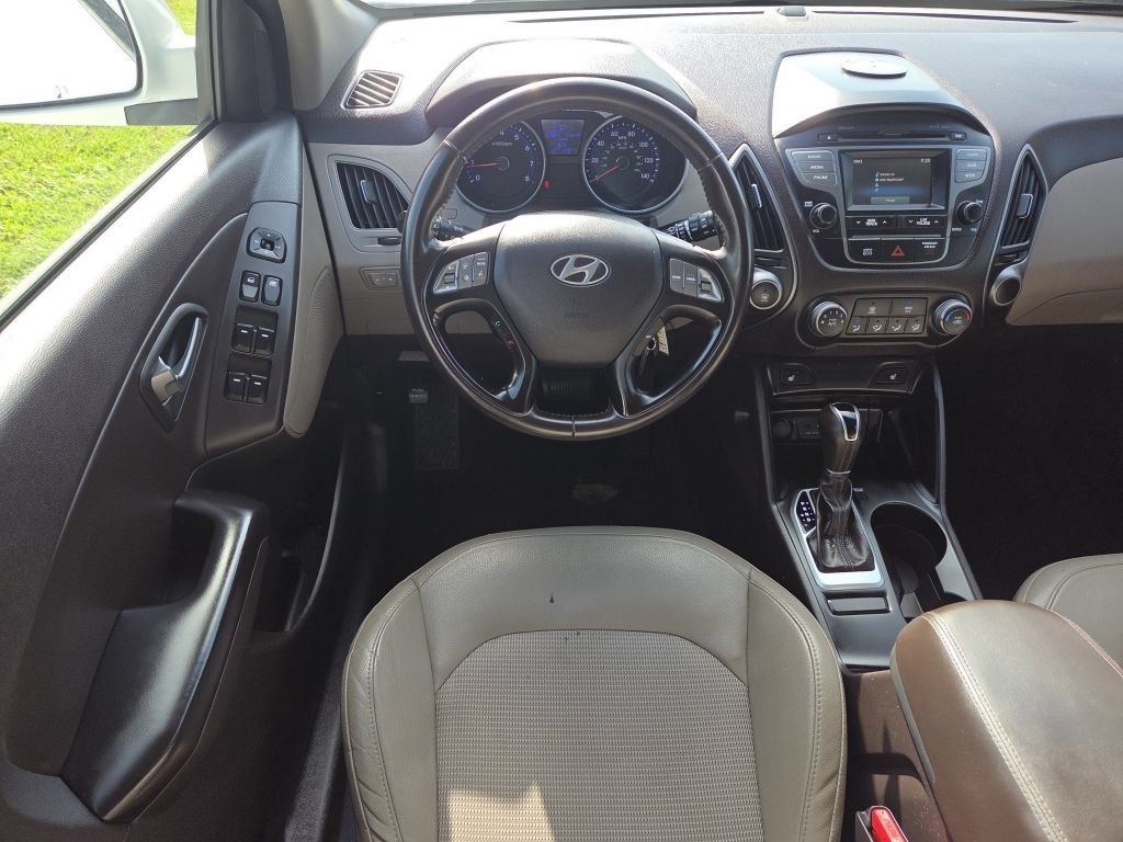 Used 2015 Hyundai Tucson SE AWD/4WD image 22