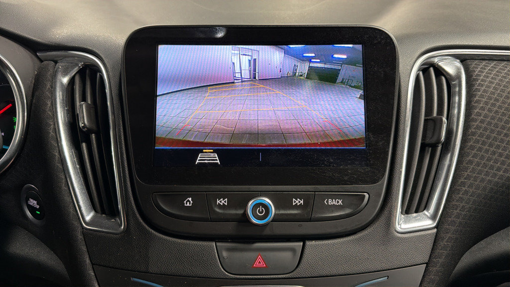 Used 2019 Chevrolet Malibu LT w/ Driver Confidence Package II FWD image 25