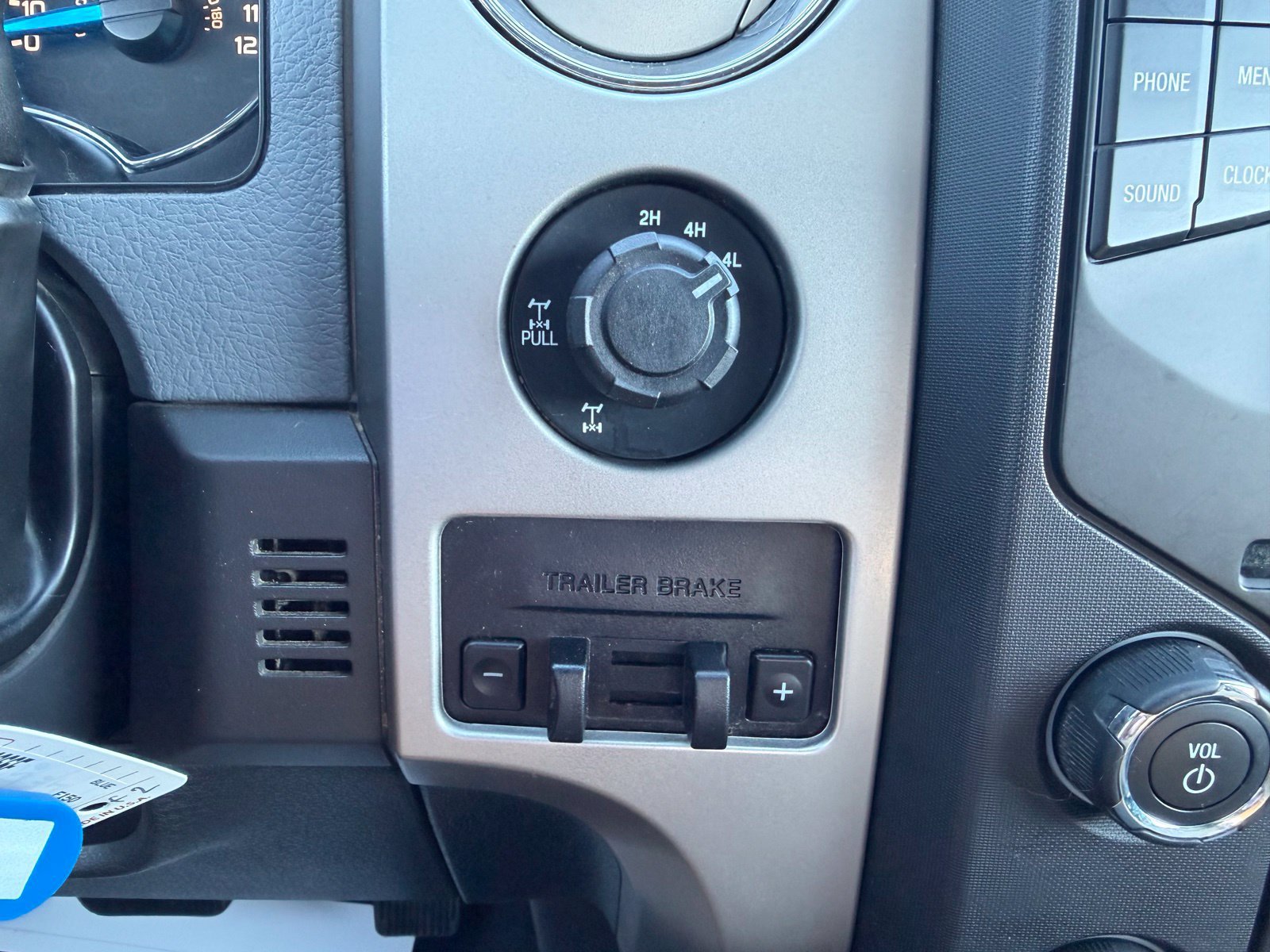 Used 2014 Ford F150 XLT w/ Equipment Group 302A Luxury AWD/4WD image 21