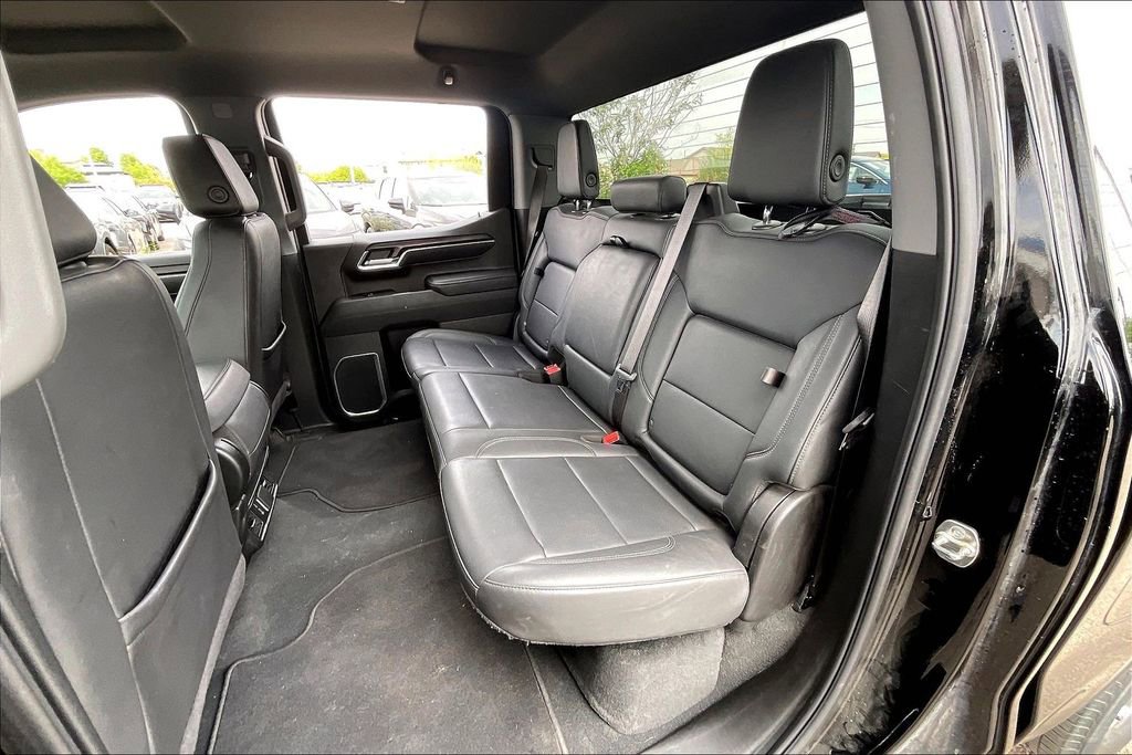 Used 2025 GMC Sierra 1500 SLT image 24