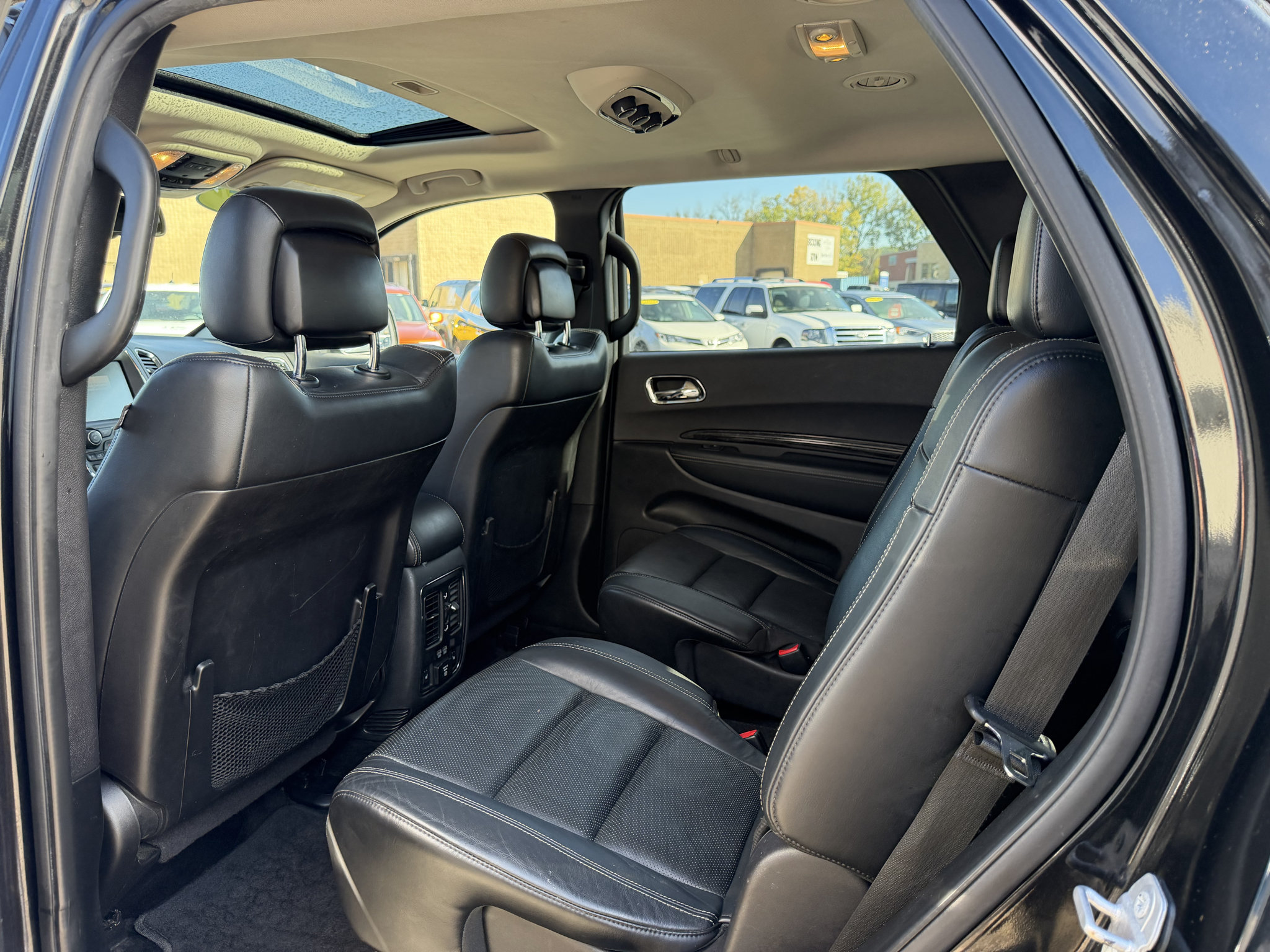 Used 2015 Dodge Durango Citadel w/ Technology Group AWD/4WD image 8