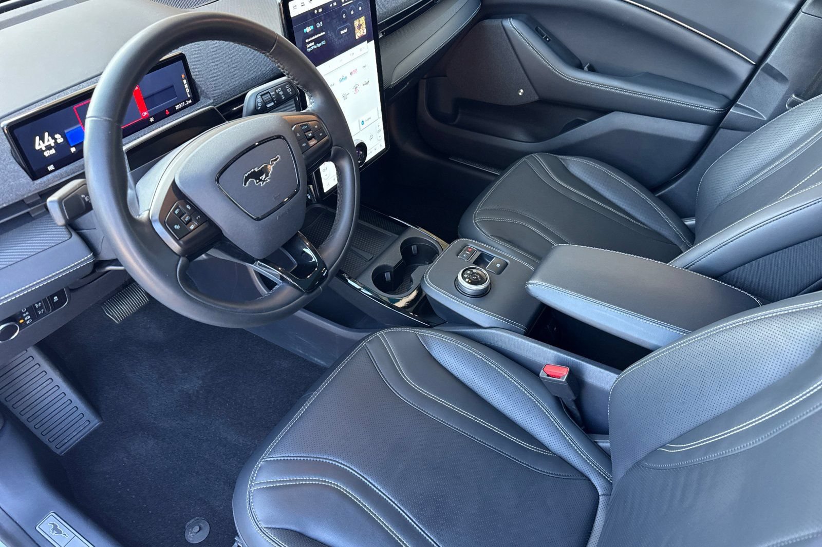 Certified 2023 Ford Mustang Mach-E Premium RWD image 14